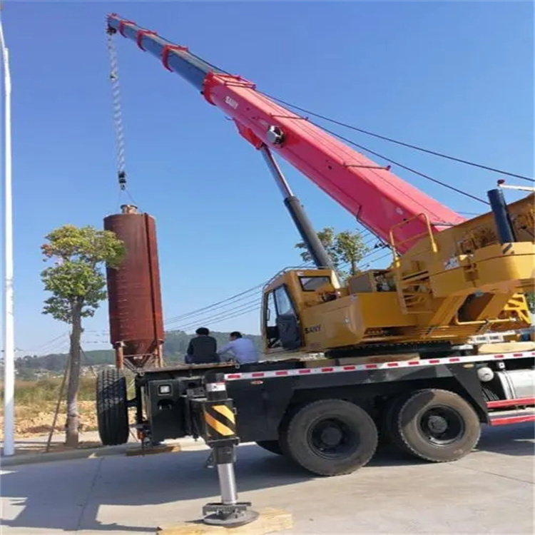 黄冈专业吊车租赁多少钱