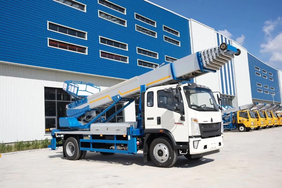 黄冈出租云梯车高空作业车 建筑垃圾搬运